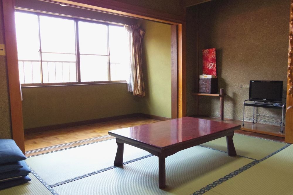 Zero-Project Japan Guesthouse Yamanakako Buitenkant foto